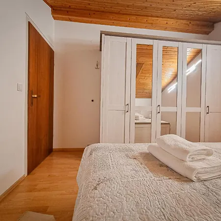 Marija Nada * Malinska