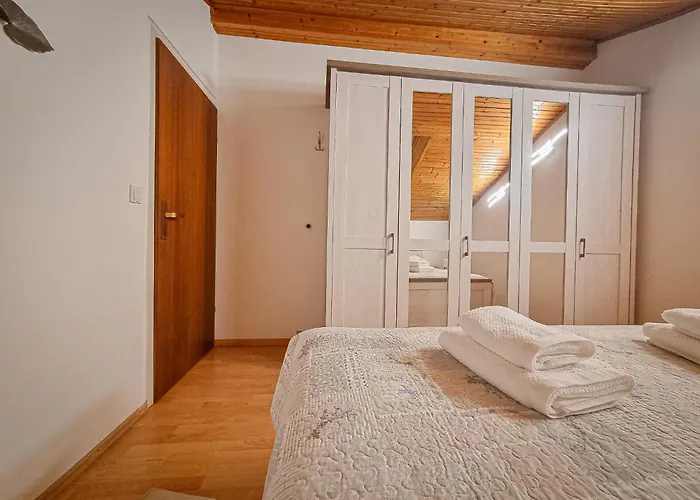 Marija Nada * Malinska