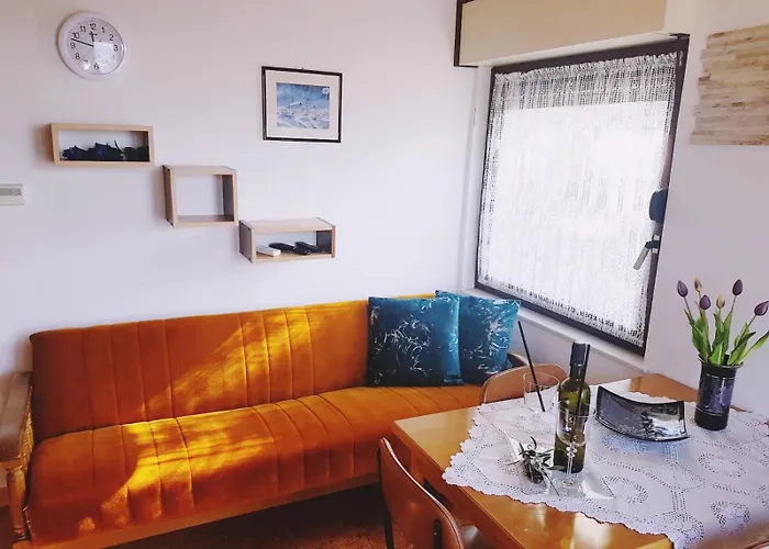 Marija Nada * Malinska