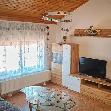 Marija Nada Apartament *